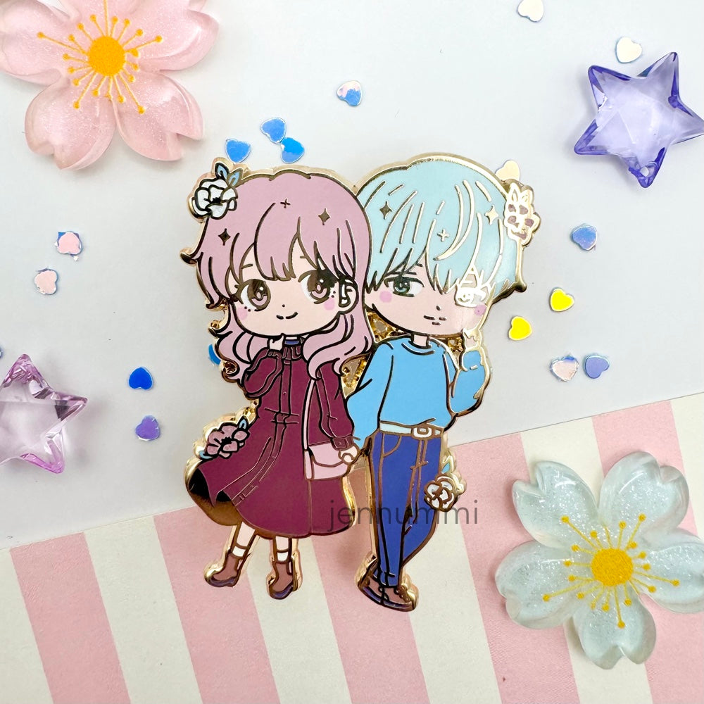 Snow and Traveler Enamel Pin (IN-HAND)