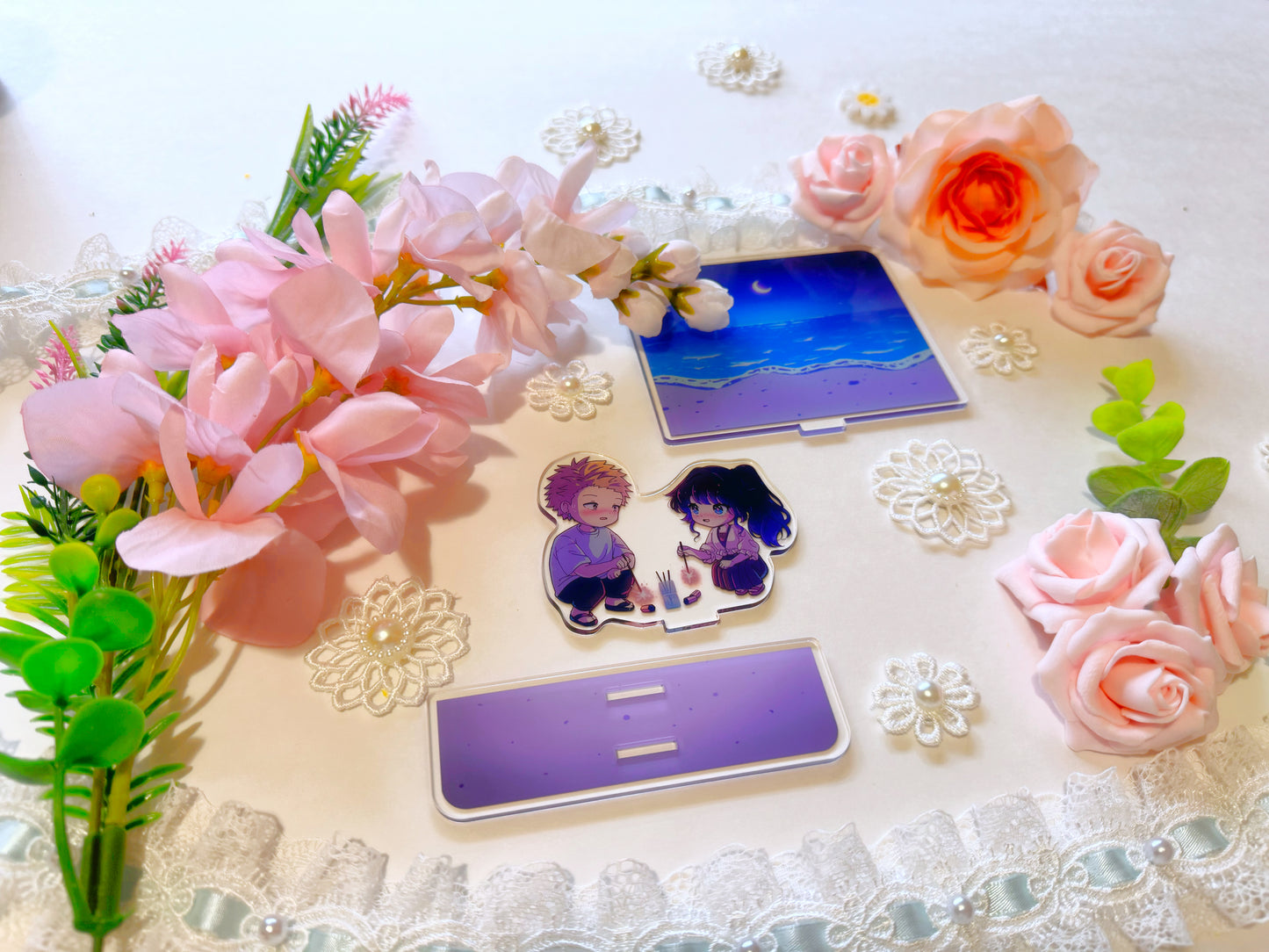 Flower Beach Scene Acrylic Stand (IN-HAND)